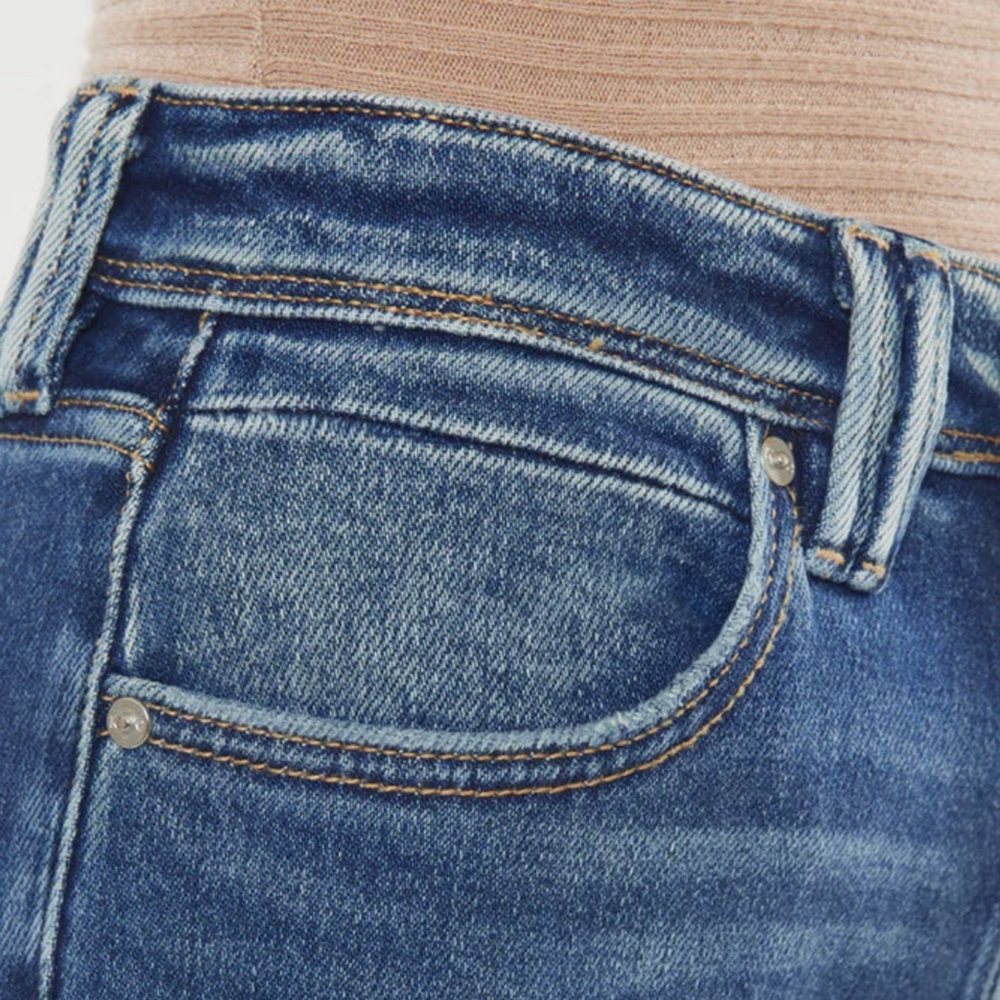 Kancan Medium Wash High Rise Wide Relaxed Denim Jeans NWT - Picture 6 of 7